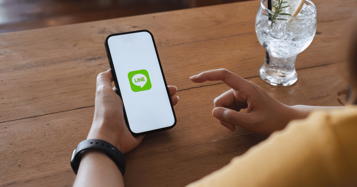 楽天店舗運営でLINEを活用する様子